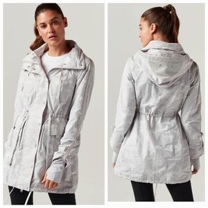 NWT Blanc Noir White Camo Anorak Size Medium